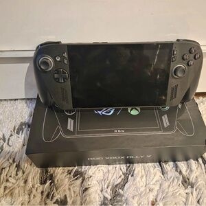 ASUS ROG Handheld Console - Black